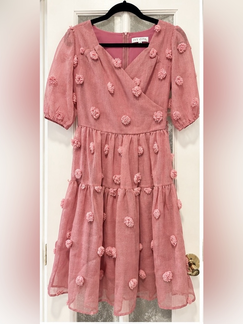 Ivy City Co Pink Pom Pom Tiered Dress XS Puff Sleeve Midi Dress